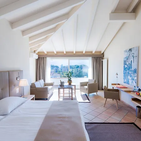 Parkhotel Delta, Wellbeing Resort Otel 4*