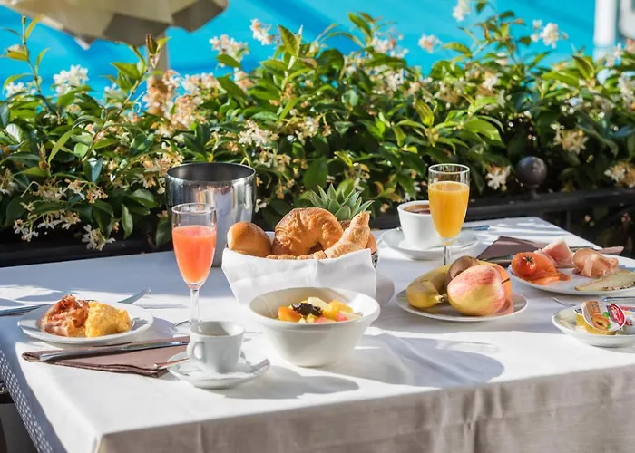 パークホテル デルタ ウェルビーング 4*