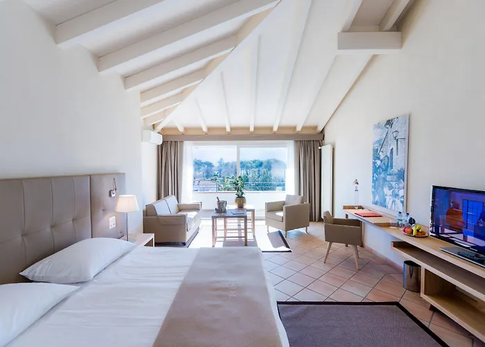 パークホテル デルタ ウェルビーング ホテル 4*